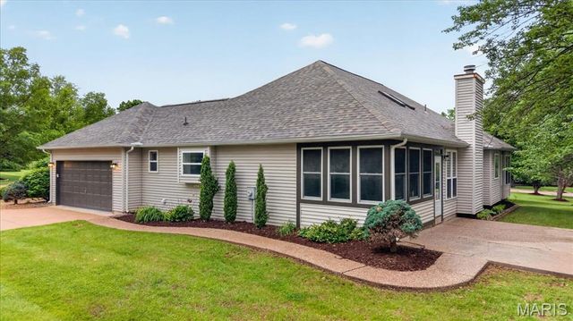 734 Blairbeth Drive, Weldon Spring, MO 63304