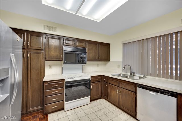 3309 China Drive, Las Vegas, NV 89121