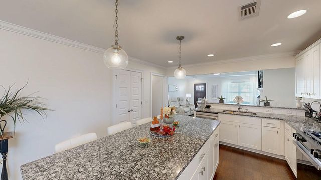 116 Ridgecrest Loop, Dothan, AL 36301