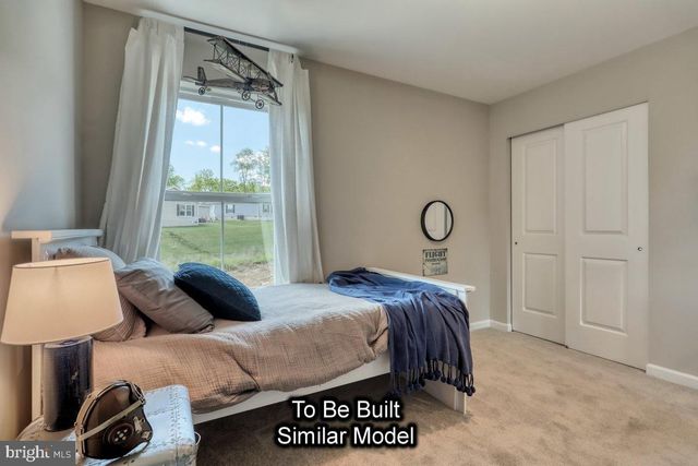 REVERE PLAN AT STONE MILL ESTATES, Duncannon, PA 17020