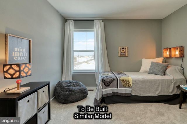 REVERE PLAN AT STONE MILL ESTATES, Duncannon, PA 17020