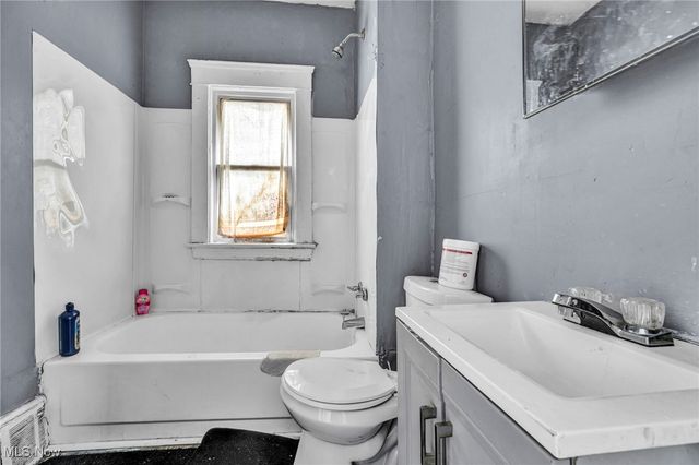 9616 Lamontier Avenue, Cleveland, OH 44104