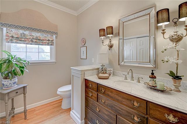 1708 Briar Lake Road, Winston-salem, NC 27103
