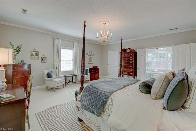 1708 Briar Lake Road, Winston-salem, NC 27103