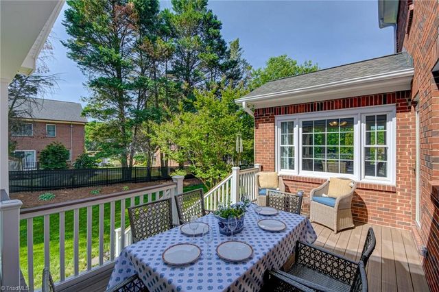 1708 Briar Lake Road, Winston-salem, NC 27103