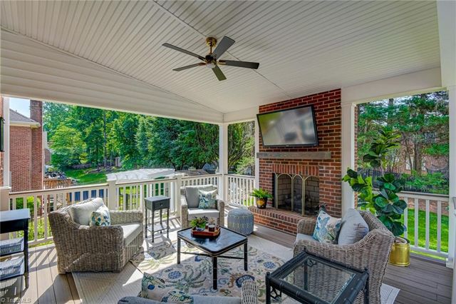 1708 Briar Lake Road, Winston-salem, NC 27103