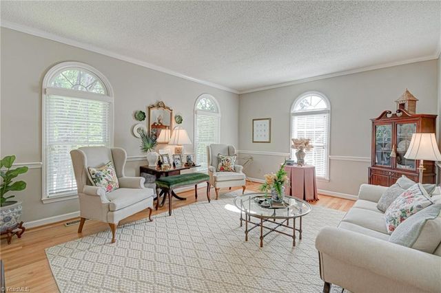 1708 Briar Lake Road, Winston-salem, NC 27103