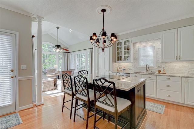 1708 Briar Lake Road, Winston-salem, NC 27103