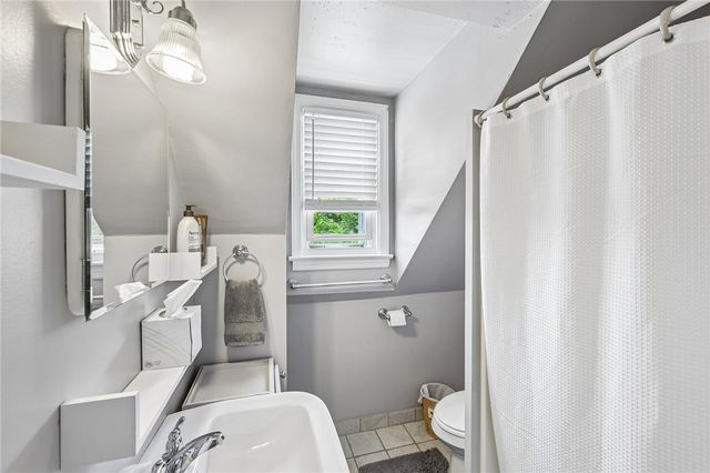 4065 Airport Road, Hanover Twp, PA 18109