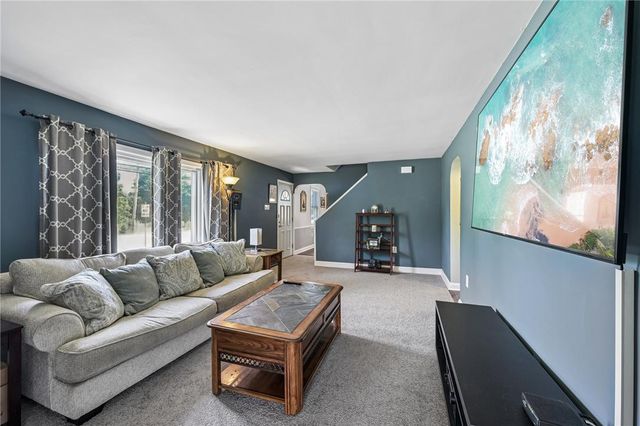4065 Airport Road, Hanover Twp, PA 18109