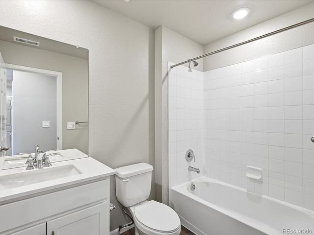 2242 E 164th Avenue, Thornton, CO 80602