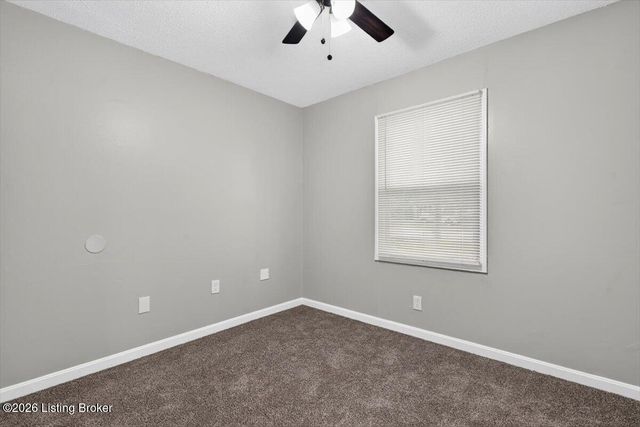 5307 Armsmere Way, Louisville, KY 40218