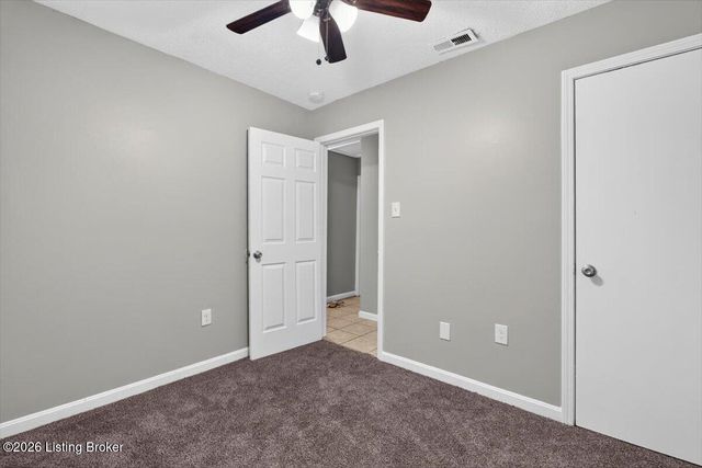 5307 Armsmere Way, Louisville, KY 40218
