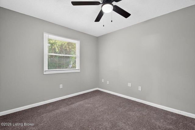 5307 Armsmere Way, Louisville, KY 40218