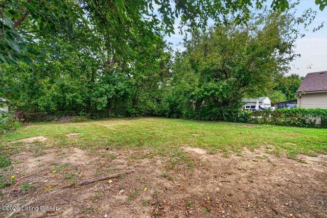 5307 Armsmere Way, Louisville, KY 40218