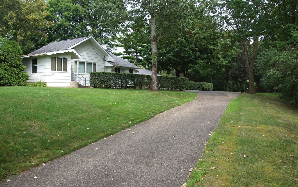 5065 Hooper Lake Road, Excelsior, MN 55331 — photo 3
