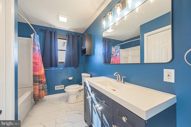 1122 LINDA LN, Vineland, NJ 08360