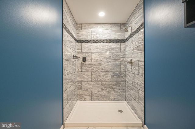 1122 LINDA LN, Vineland, NJ 08360