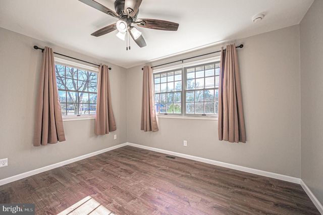 1122 LINDA LN, Vineland, NJ 08360