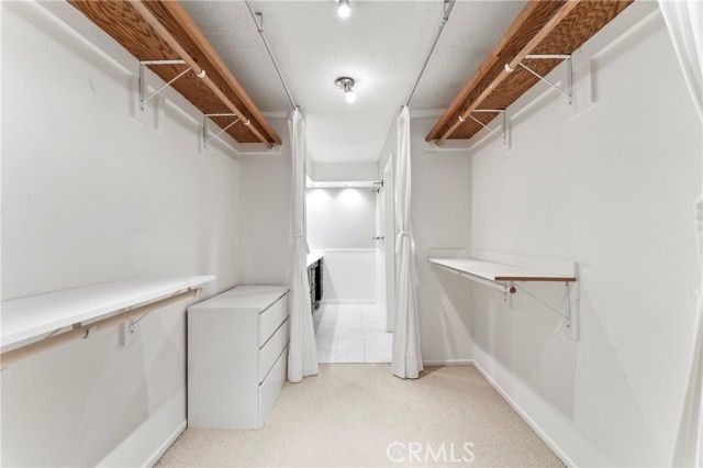 15231 Magnolia 221, Sherman Oaks, CA 91403