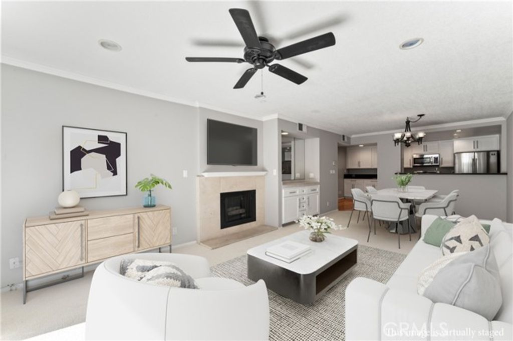 15231 Magnolia 221, Sherman Oaks, CA 91403