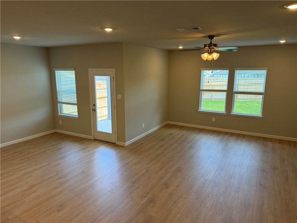 1013 Legrand Street, Brenham, TX 77833 — photo 3