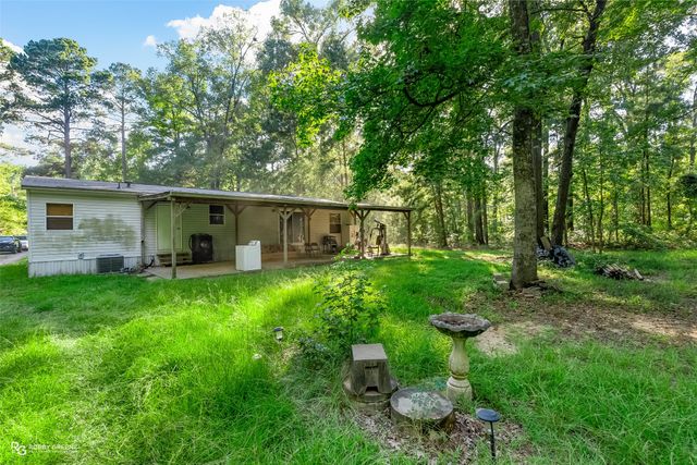 243 N Cloverleaf Drive, Haughton, LA 71037