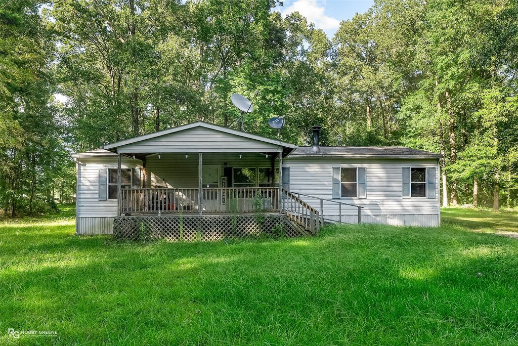 243 N Cloverleaf Drive, Haughton, LA 71037