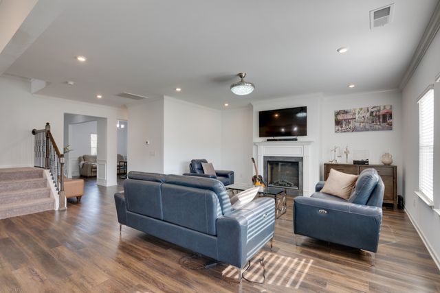 315 Petunia Dr, Smyrna, TN 37167
