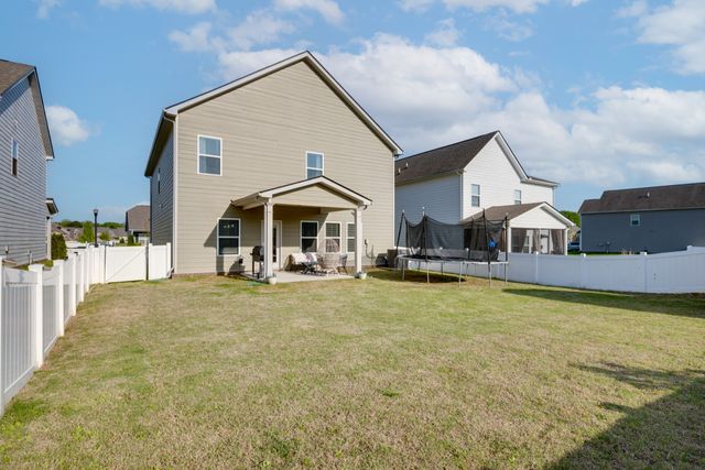 315 Petunia Dr, Smyrna, TN 37167