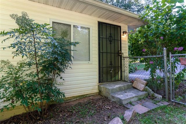 5077 Redan Road, Stone Mountain, GA 30088