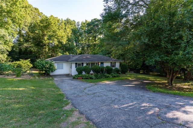 5077 Redan Road, Stone Mountain, GA 30088