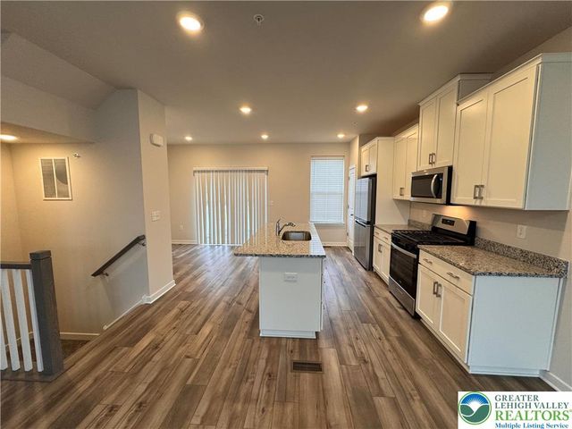 7634 Clayton Avenue, Upper Saucon Twp, PA 18036