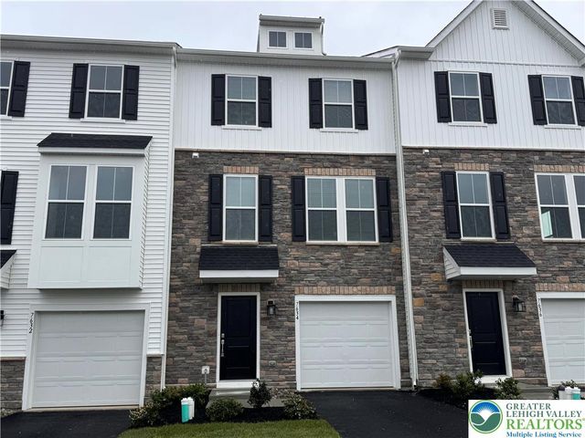 7634 Clayton Avenue, Upper Saucon Twp, PA 18036