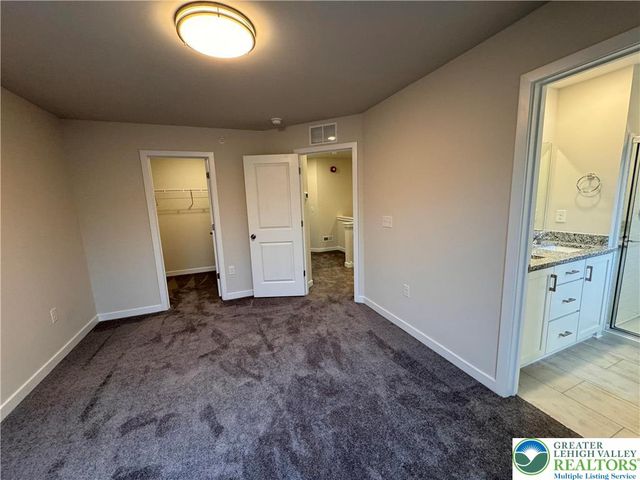 7634 Clayton Avenue, Upper Saucon Twp, PA 18036