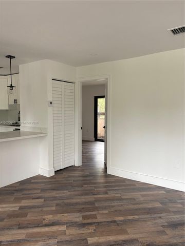 1405 SW 122nd Ave 10-13, Miami, FL 33184