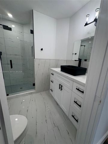 1405 SW 122nd Ave 10-13, Miami, FL 33184