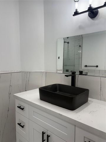 1405 SW 122nd Ave 10-13, Miami, FL 33184