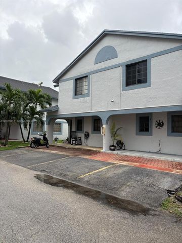 1405 SW 122nd Ave 10-13, Miami, FL 33184