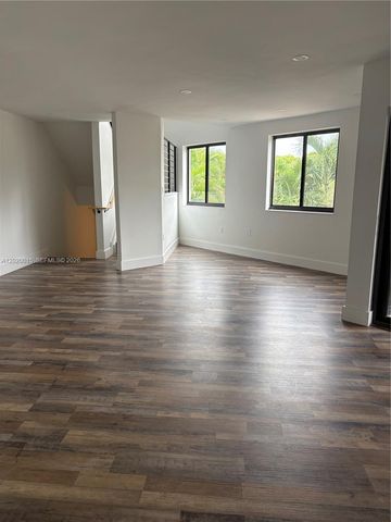 1405 SW 122nd Ave 10-13, Miami, FL 33184