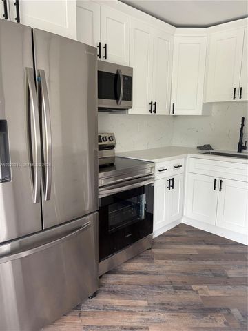 1405 SW 122nd Ave 10-13, Miami, FL 33184