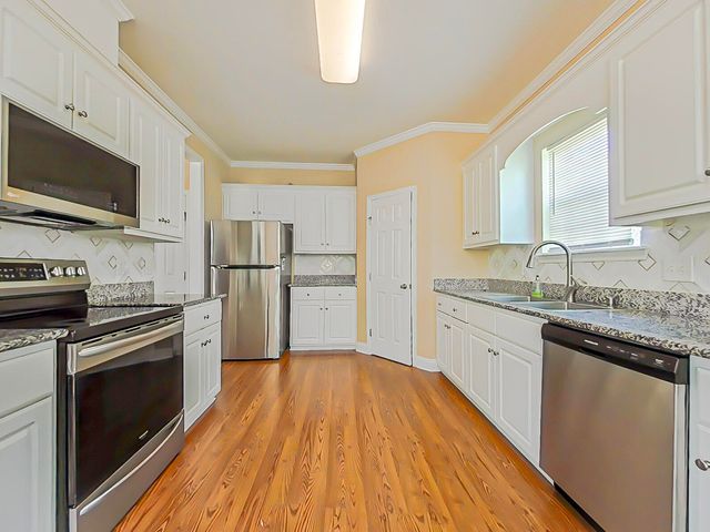 709 Lakeside Court, Evans, GA 30809