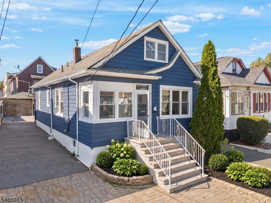128 E 30Th St, Paterson City, NJ 07514 — photo 2