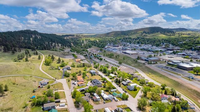514 6TH ST, Sturgis, SD 57785