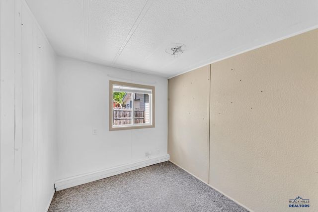 514 6TH ST, Sturgis, SD 57785