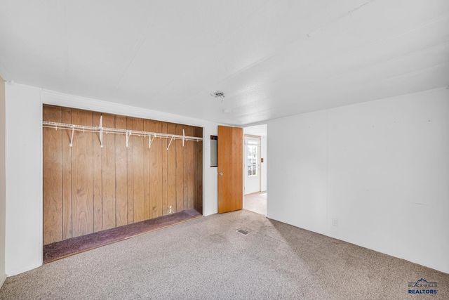 514 6TH ST, Sturgis, SD 57785