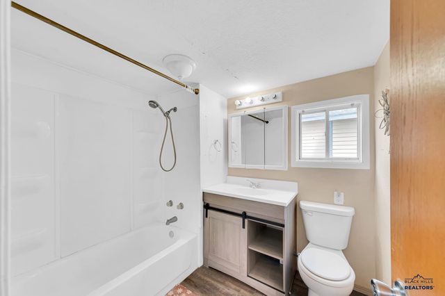 514 6TH ST, Sturgis, SD 57785