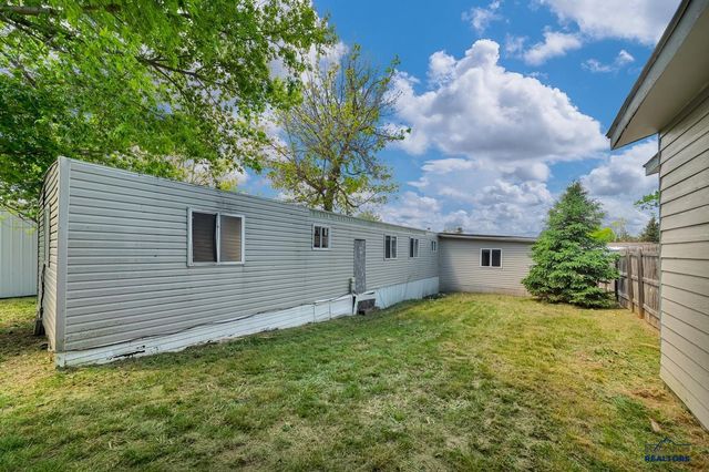 514 6TH ST, Sturgis, SD 57785