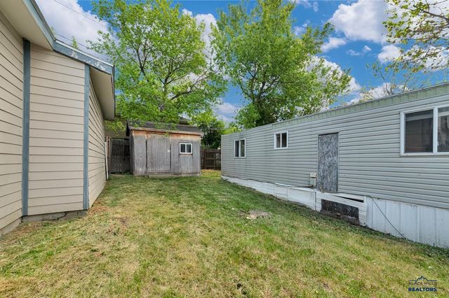 514 6TH ST, Sturgis, SD 57785