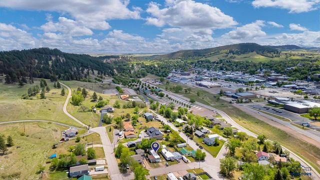 514 6TH ST, Sturgis, SD 57785